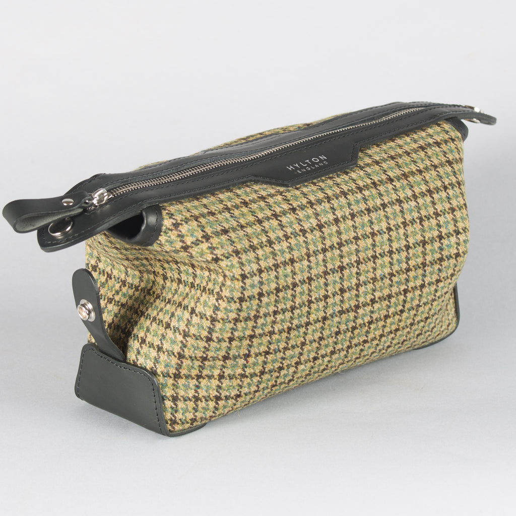 Teviot Tweed Washbag
