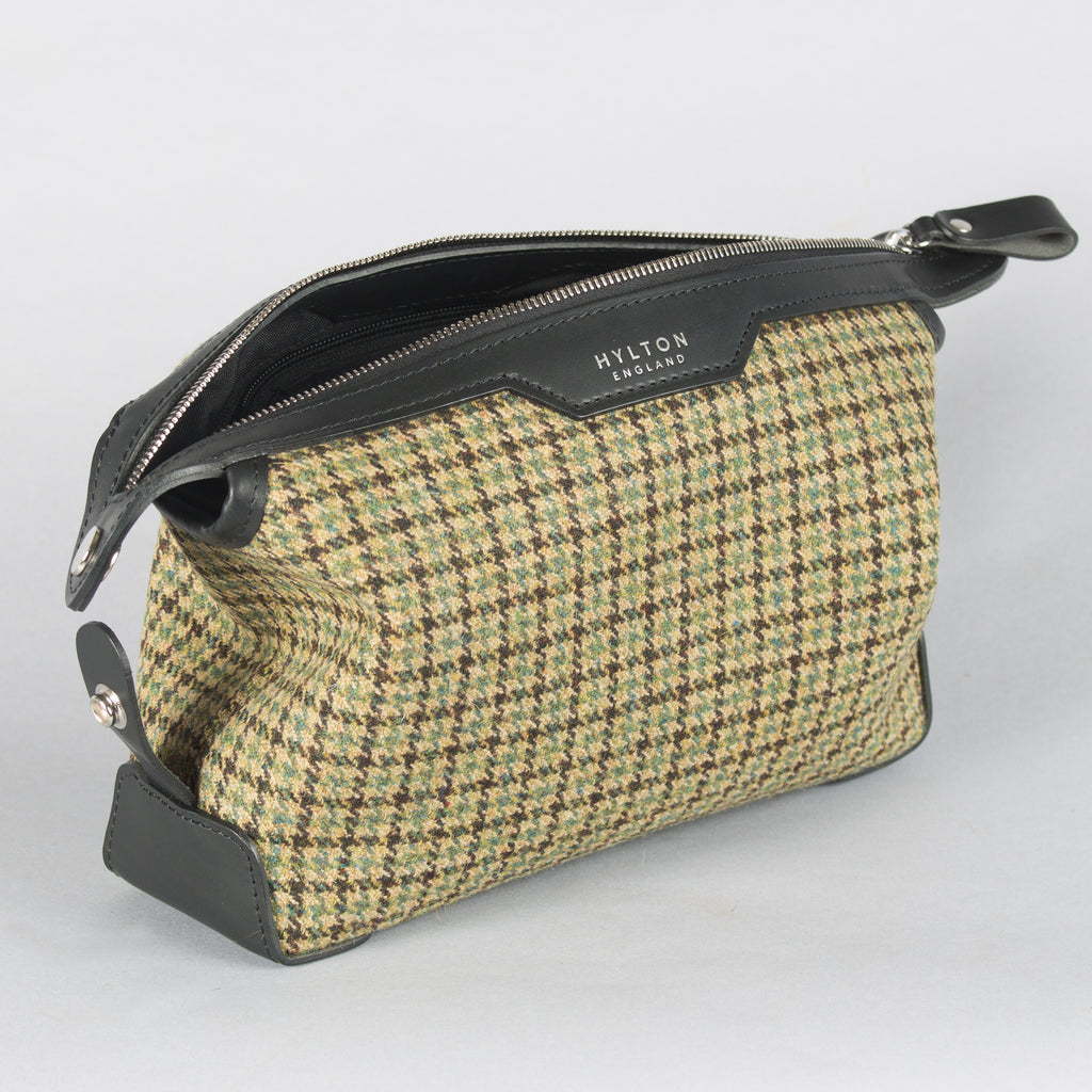 Teviot Tweed Washbag